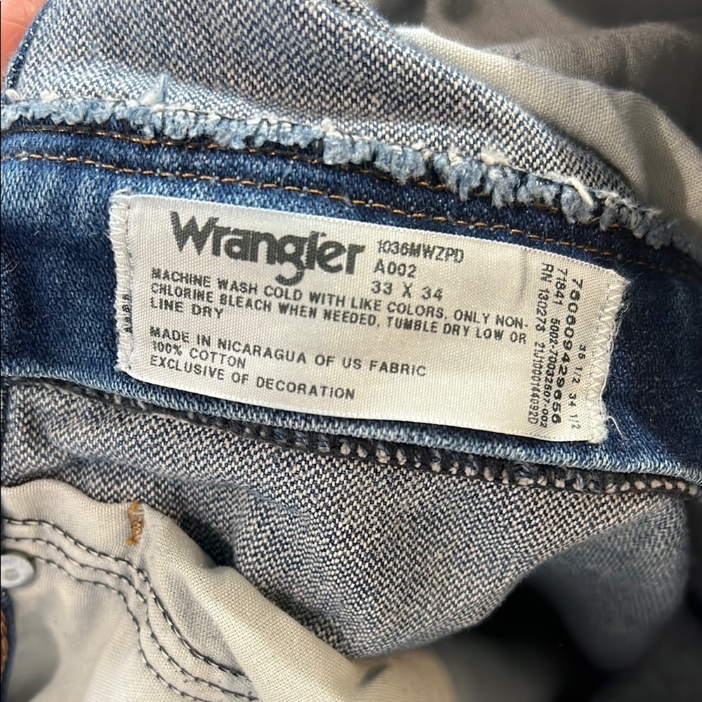 Classic wrangler Blue Denim Jeans size 33 - Picture 9 of 10